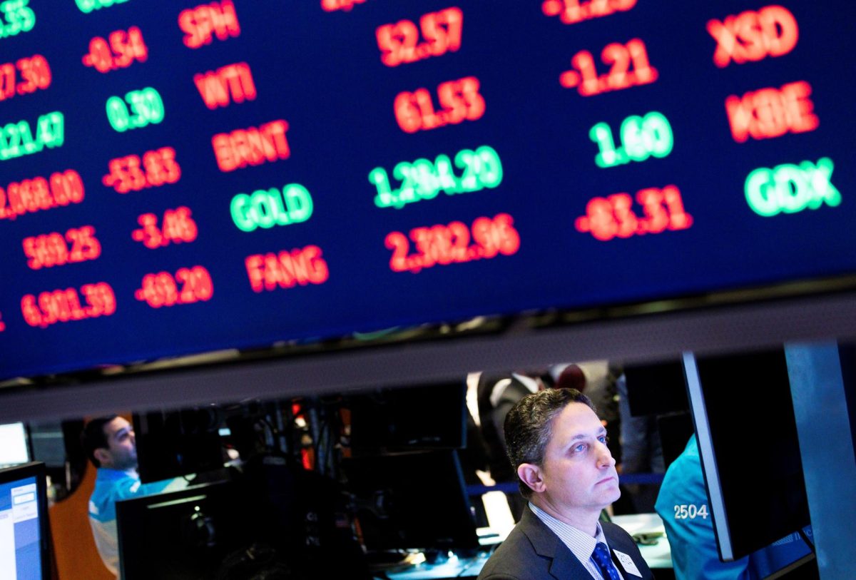 Wall Street paraliza 28 valores tras un desplome de casi el 100 % en Berkshire Hathaway