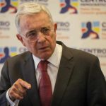 El expresidente Uribe denuncia que la reforma laboral de Petro es revanchista y perjudicial