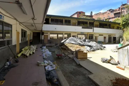 Crisis en reparaciones de colegios en Medellín por $347,000 millones