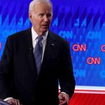 Demócratas Divididos: ¿Debería Biden Retirarse tras su Vacilante Debate?