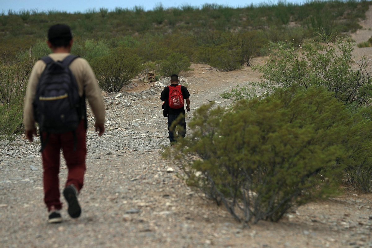 Los operativos en la frontera México-EEUU empujan a los migrantes a cruzar por el desierto