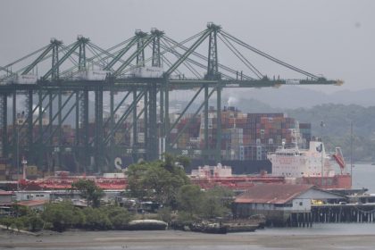 Supremo declara inconstitucional ley que alteró limites de la cuenca del canal de Panamá