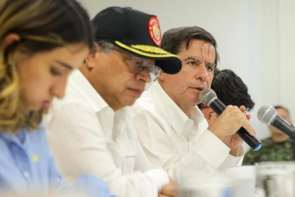 La violencia del Catatumbo lleva al Gobierno colombiano a poner en pausa su anhelo de paz