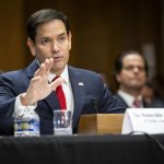 Marco Rubio acusa a Petro de retractarse sobre vuelos de deportación