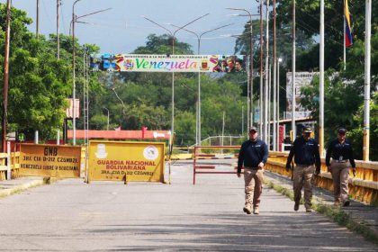 Venezuela reabre la frontera con Colombia tres días después del cierre por la investidura