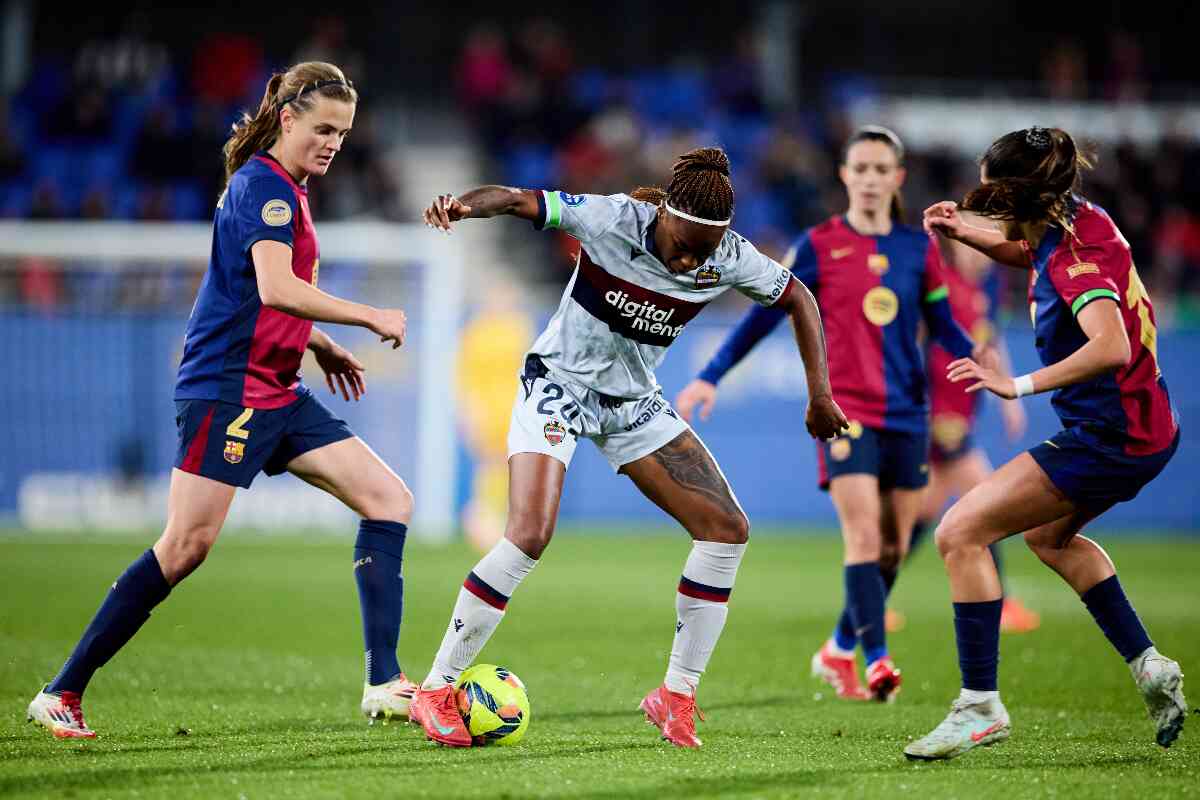 ivonne chacón- barcelona vs levante femenino 2025