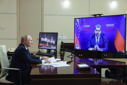 Maduro viajará a Rusia para firmar un acuerdo bilateral con Putin