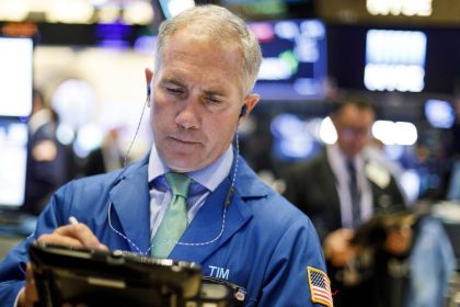 Wall Street abre en verde en un intento de recuperarse de pérdidas de la semana anterior