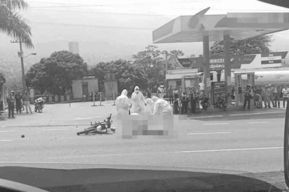 Fatal accidente en la Autopista Norte: motociclista pierde la vida en Medellín