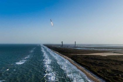 Starship de SpaceX sufre otra explosión en vuelo y deja escombros en Florida